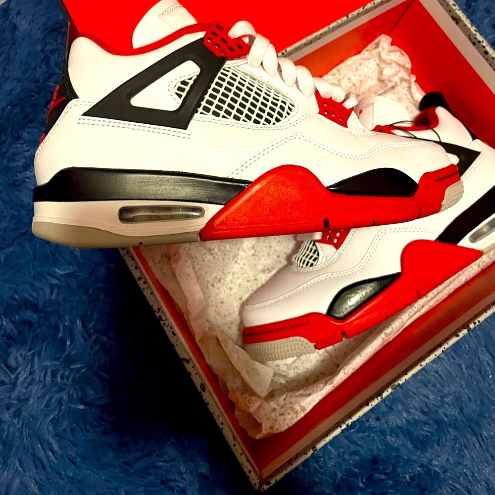 Air Jordan 4 retro